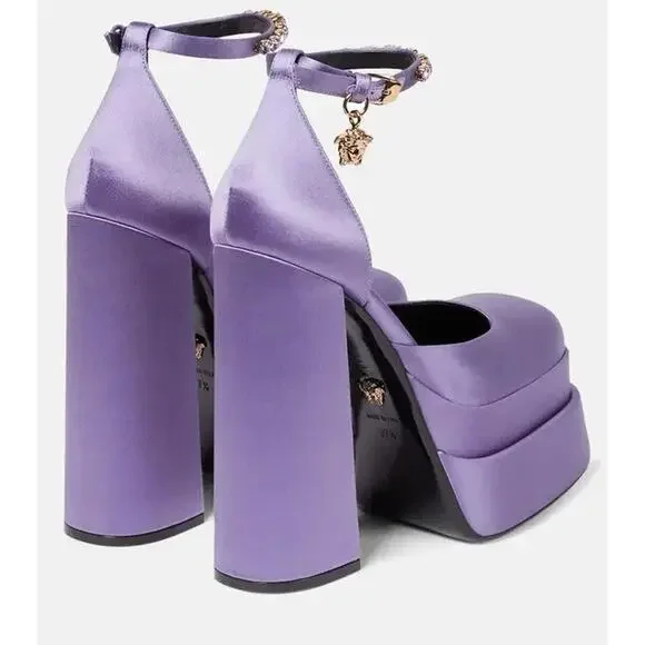NIB Versace Medusa Aevitas Orchid Purple Satin Crystal Platform Pumps 40.5 $1575